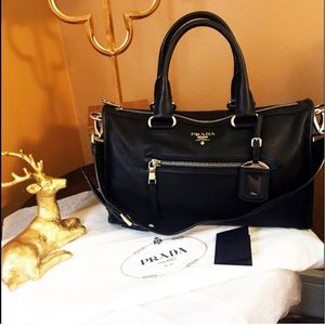Prada ❤️....Vitello Phenix
